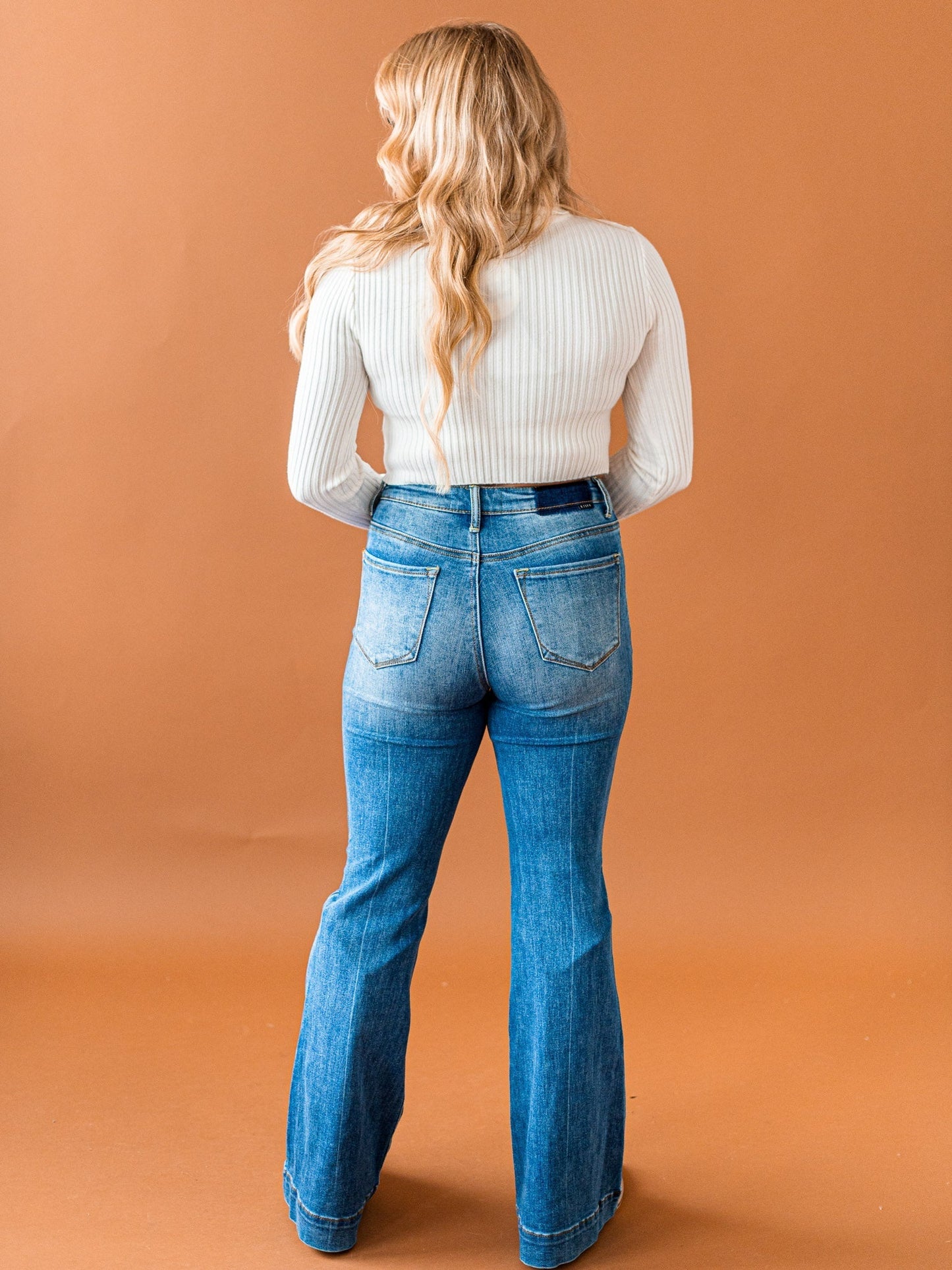 Point It Out Ribbed Crop Top