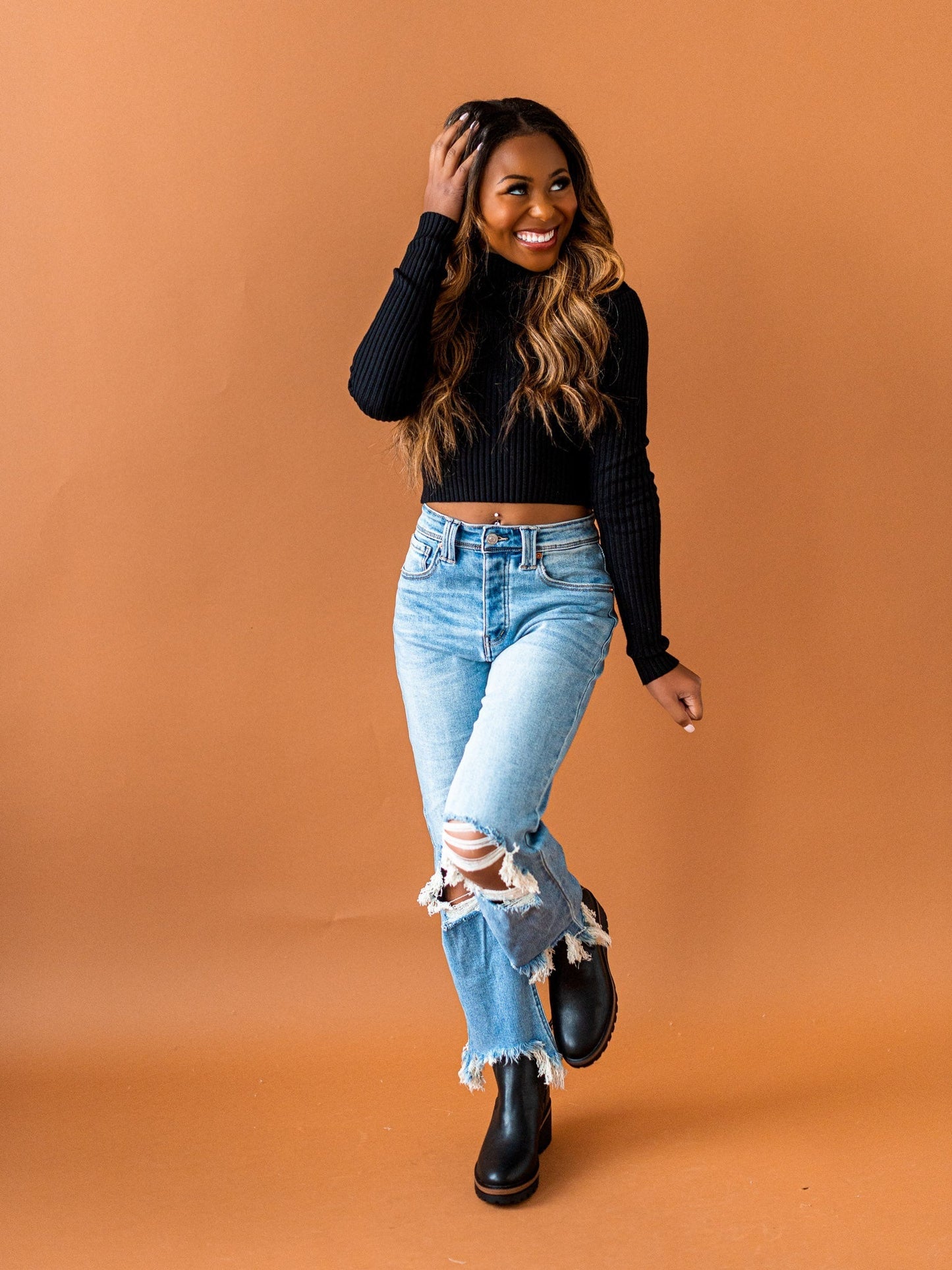 Point It Out Ribbed Crop Top