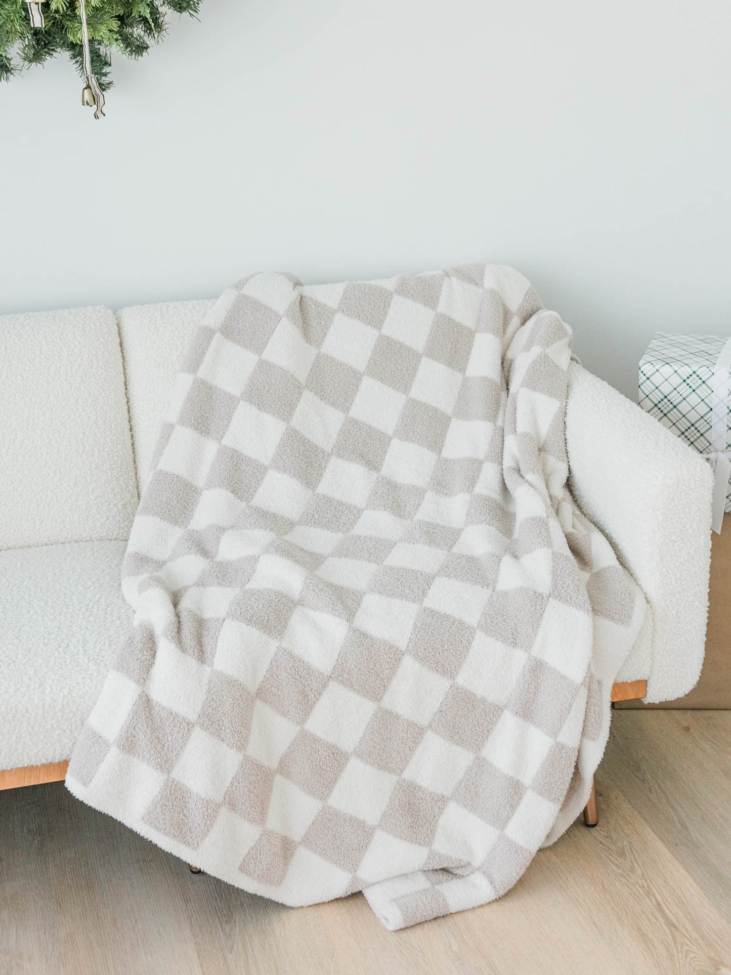 Jumbo Check Plush Blanket