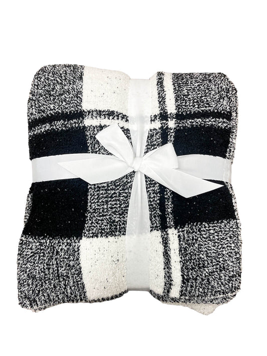 Jumbo Plaid Plush Blanket