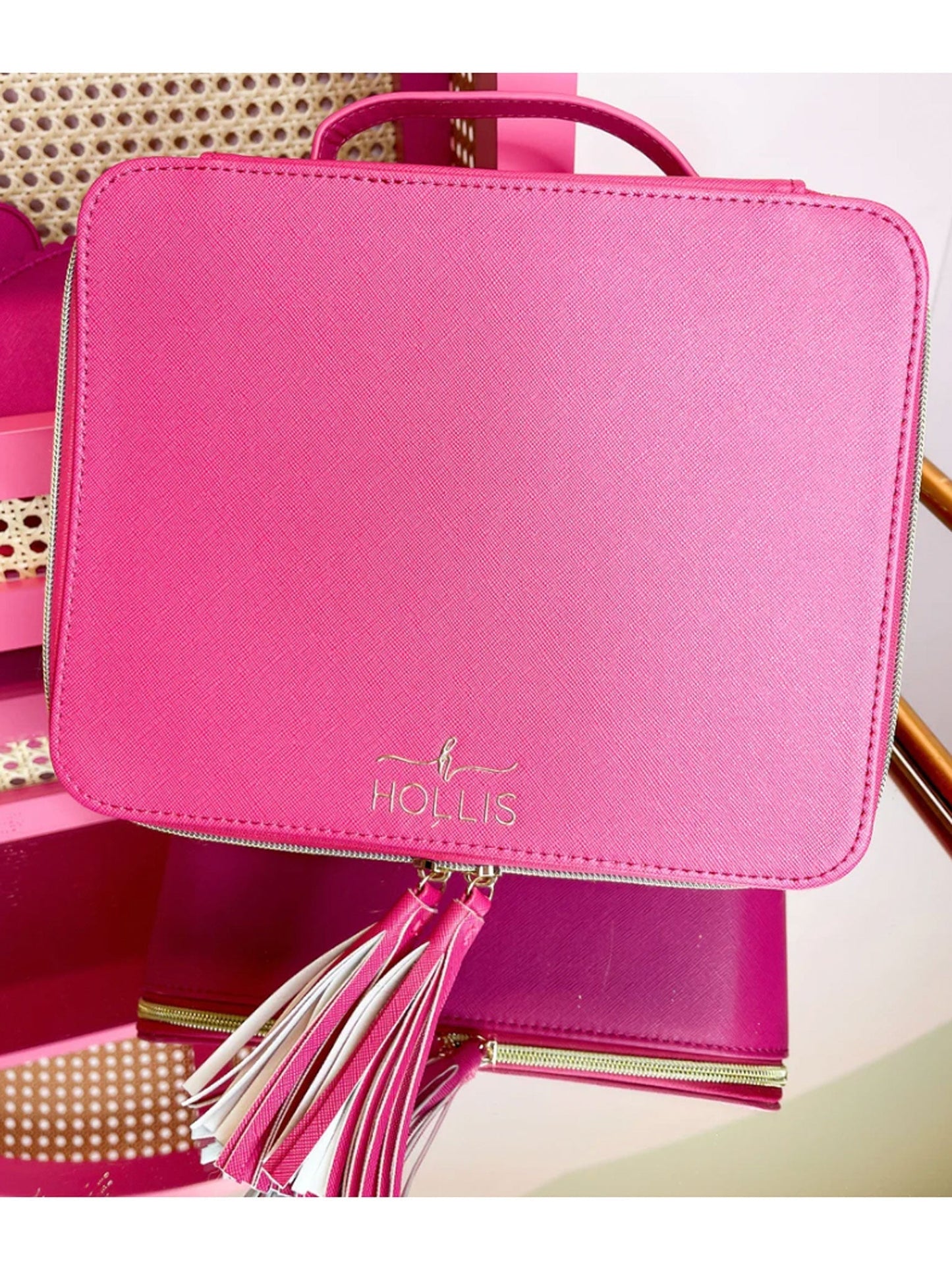 Hollis Hot Pink Jett Setter
