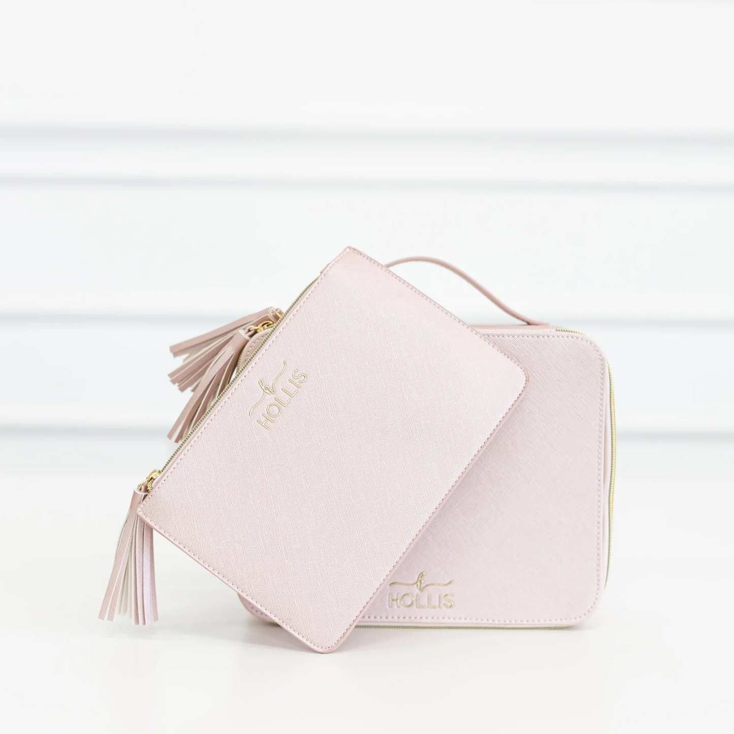 Hollis Blush Jet Setter